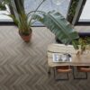 Floorlife YUP herringbone SRC dark grey PVC-Klik - Afbeelding 4
