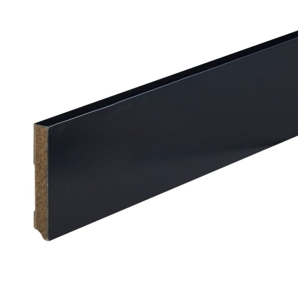 Gelakte plint amsterdam zwart 90x15 2,4 m1