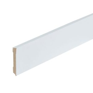 Co-pro gelakte plint 70×9