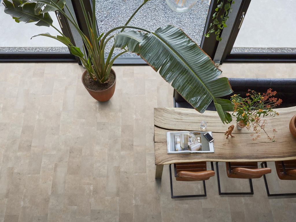 Floorlife Madison Square Aqua betonlook tegel zand 6407 sfeerfoto 1